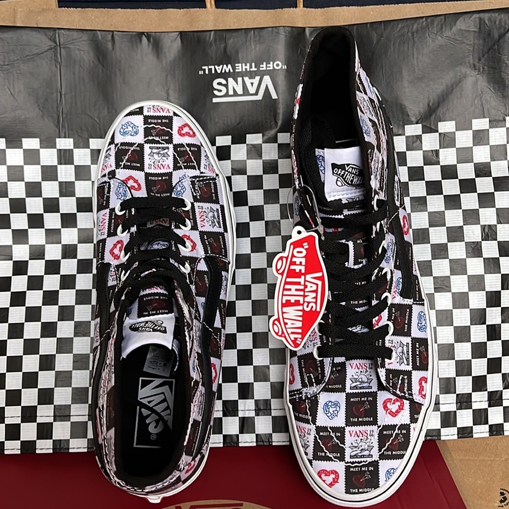 Vans Sk8-Hi Tapered Love Letters Black/True White Men’s sneakers - Picture 13 of 16